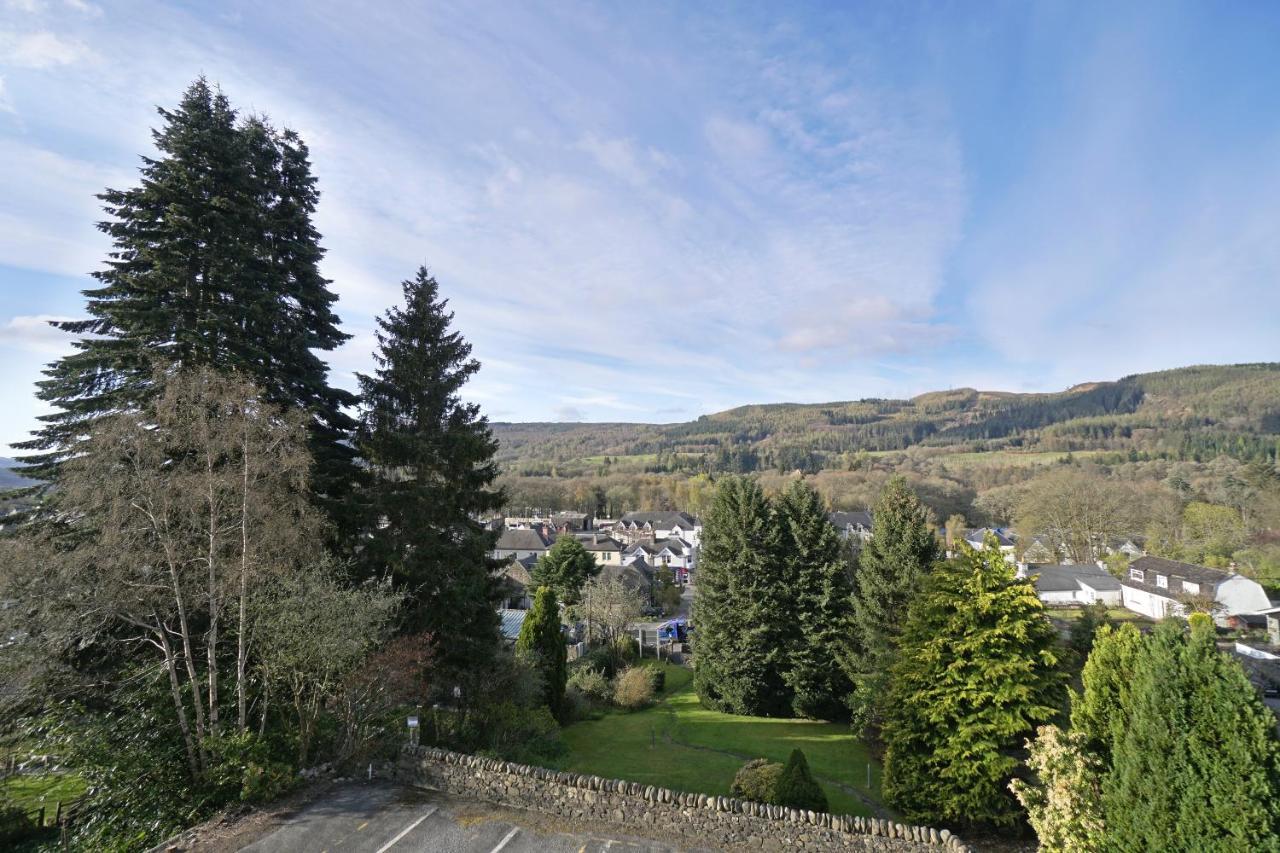 Tigh Na Cloich Hotel Питлохри Экстерьер фото